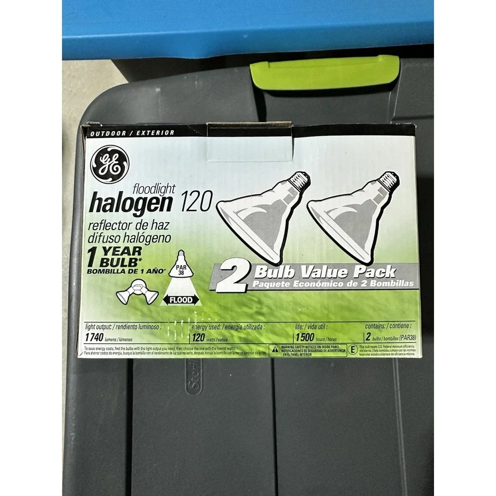 GE 71751 Halogen 120 Watt PAR38 Outdoor Floodlight 2 Pack 1 year 1740 lumens NEW